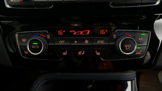 2022 BMW X1