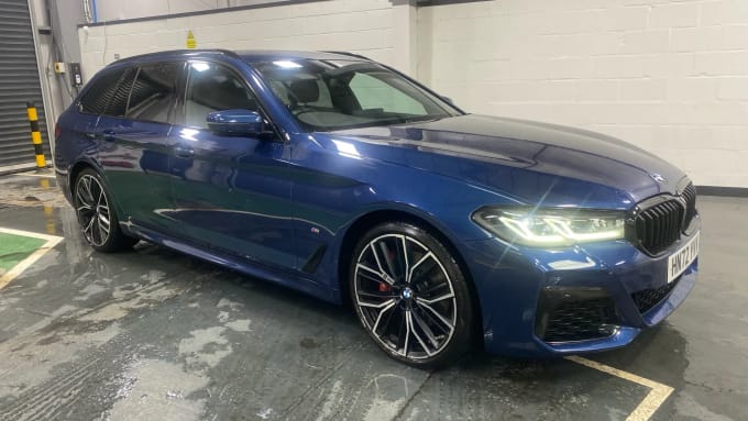2022 BMW 5 Series Touring