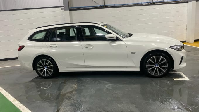 2022 BMW 3 Series Touring