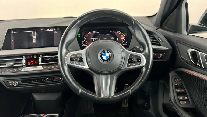 2022 BMW 1 Series
