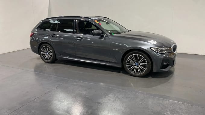 2022 BMW 3 Series Touring