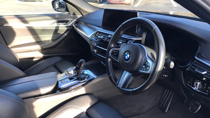 2021 BMW 5 Series