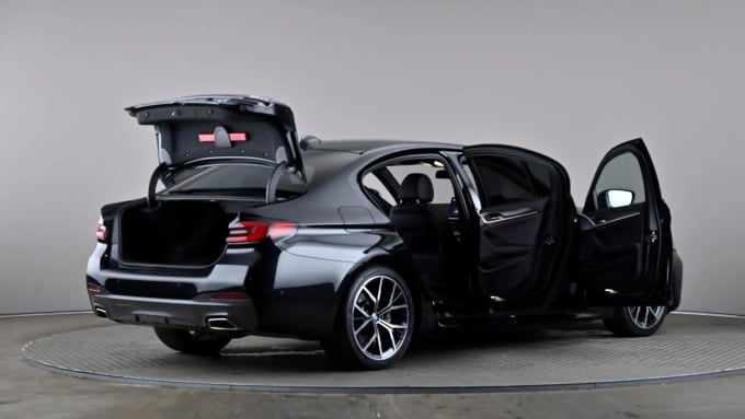2022 BMW 5 Series