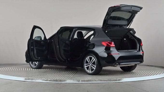 2024 BMW 1 Series