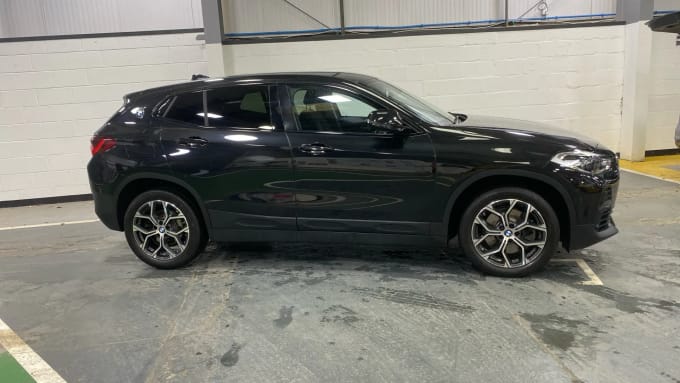 2022 BMW X2