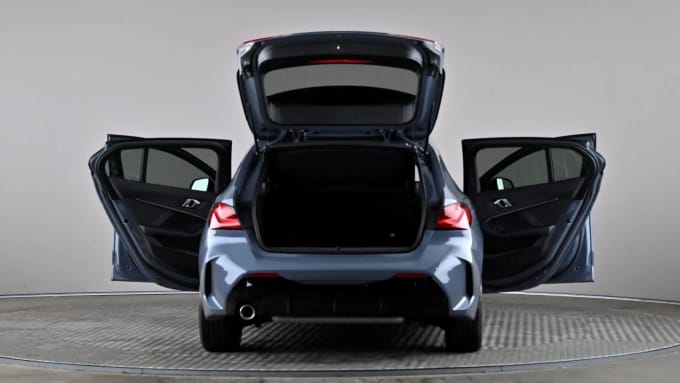 2021 BMW 1 Series