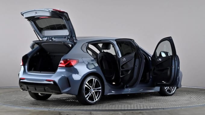2021 BMW 1 Series