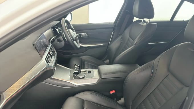 2022 BMW 3 Series