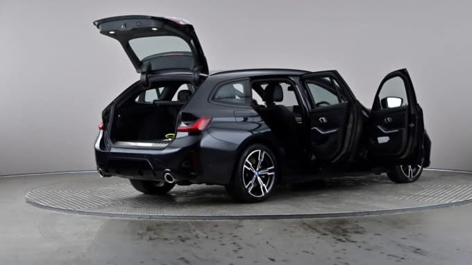 2022 BMW 3 Series Touring