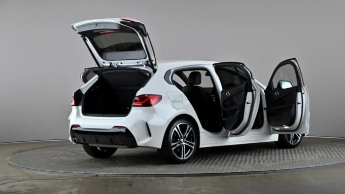 2023 BMW 1 Series