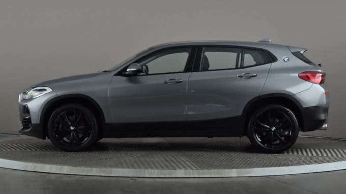 2022 BMW X2