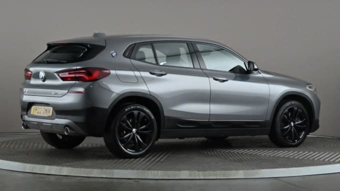 2022 BMW X2
