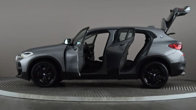 2022 BMW X2