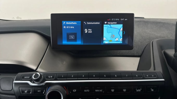 2022 BMW I3