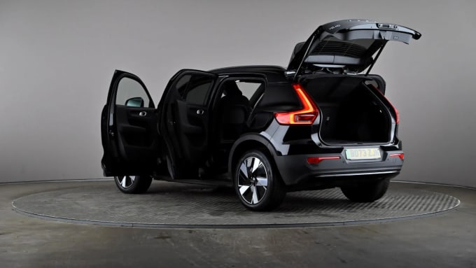 2023 Volvo Xc40
