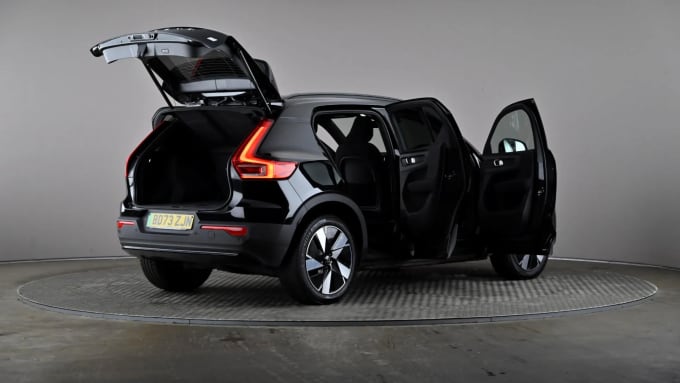 2023 Volvo Xc40