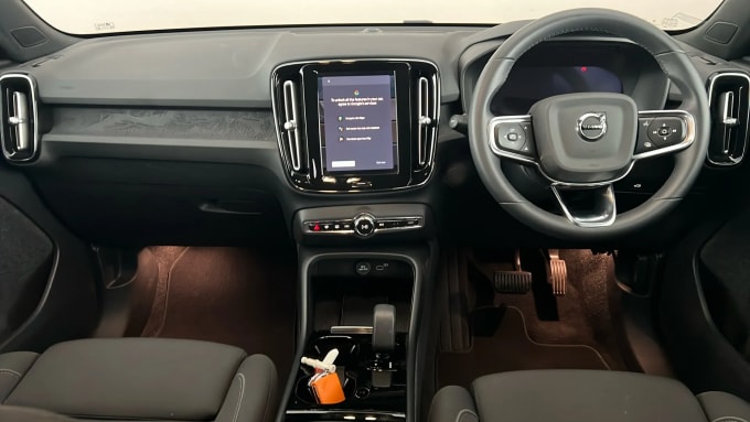 2023 Volvo Xc40