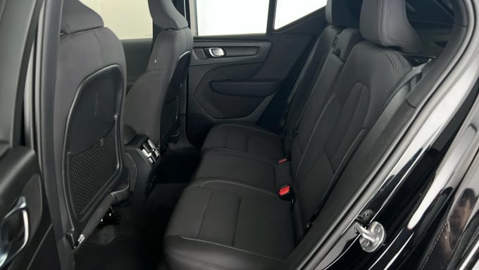 2023 Volvo Xc40