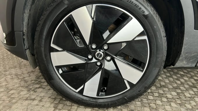 2023 Volvo Xc40