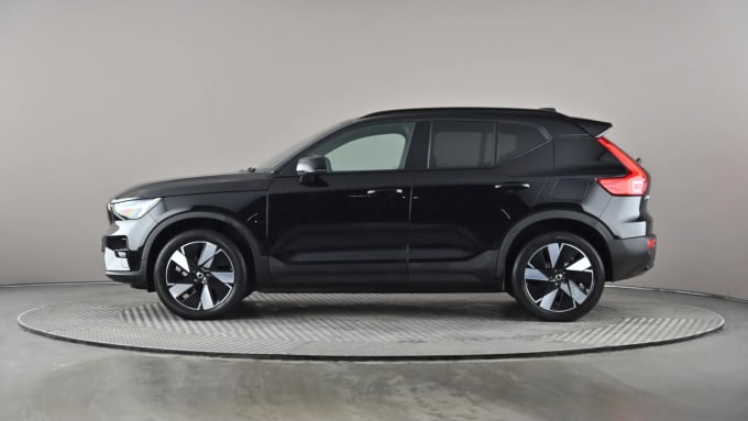 2023 Volvo Xc40