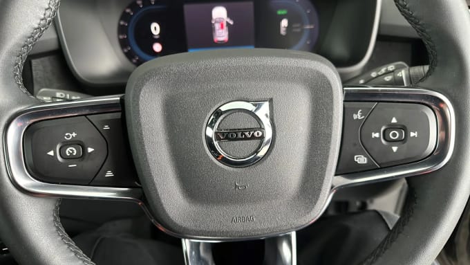 2022 Volvo Xc40