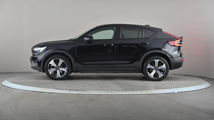 2022 Volvo C40