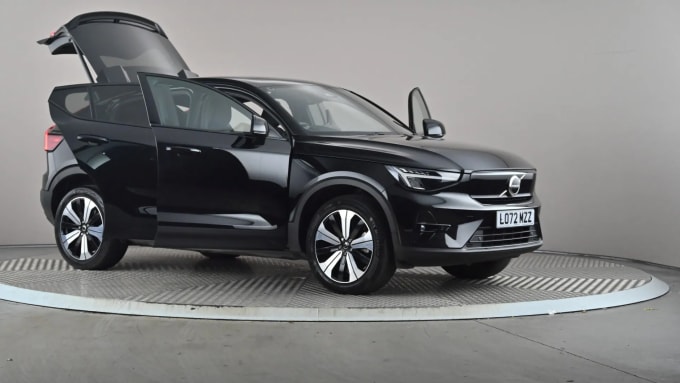 2022 Volvo C40