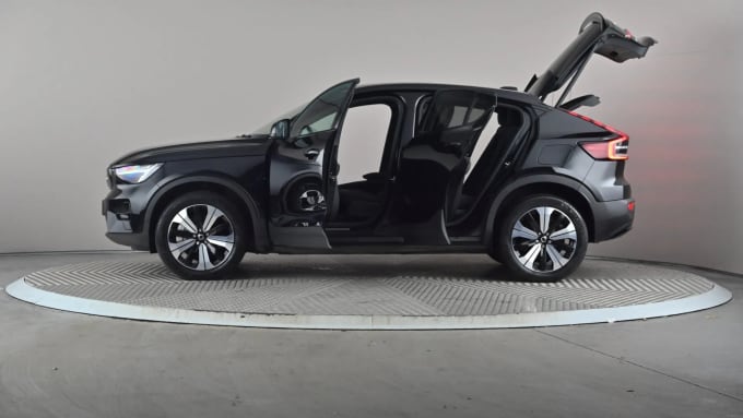 2022 Volvo C40