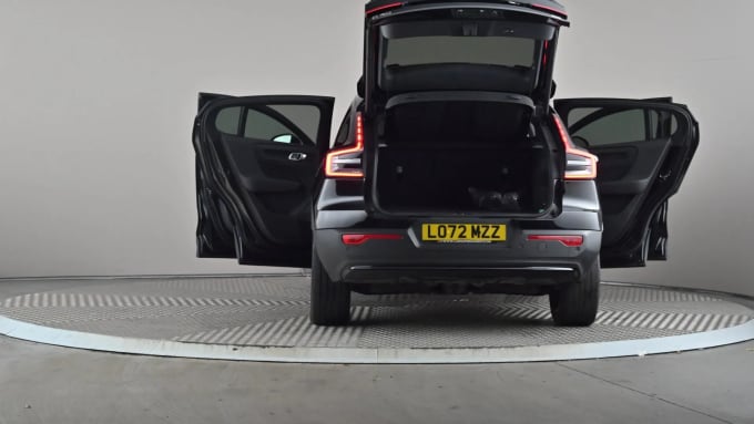 2022 Volvo C40