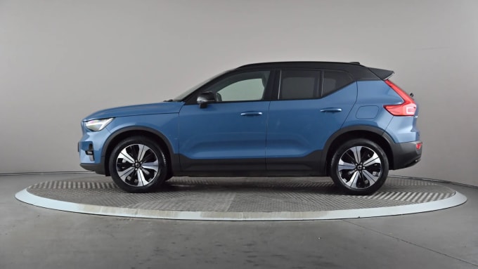 2023 Volvo Xc40