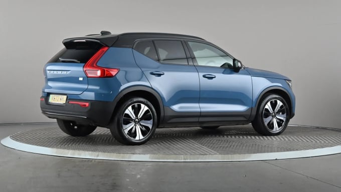 2023 Volvo Xc40