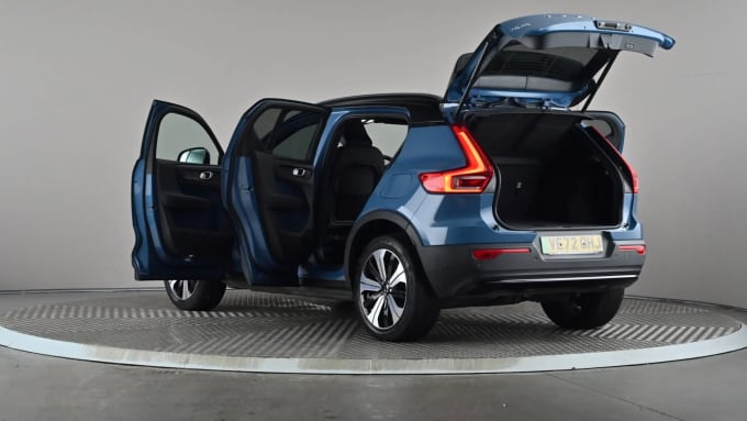 2023 Volvo Xc40