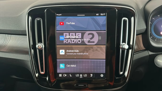 2023 Volvo Xc40