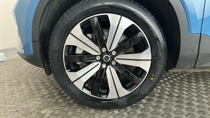 2023 Volvo Xc40