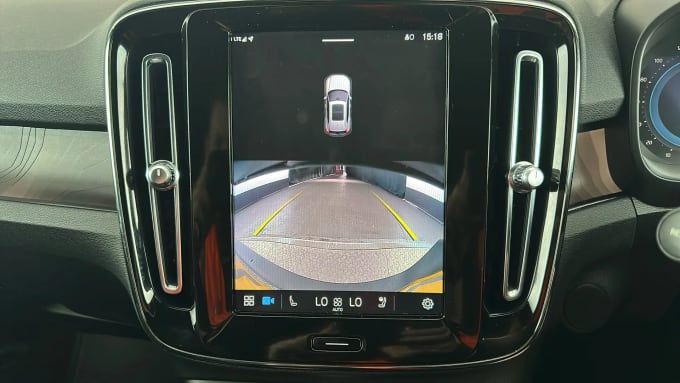 2023 Volvo Xc40