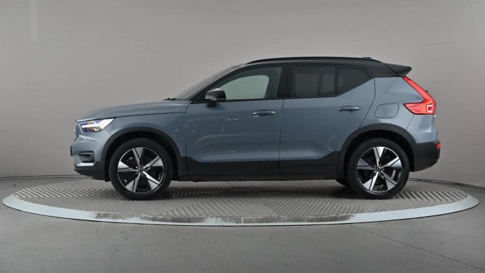 2022 Volvo Xc40