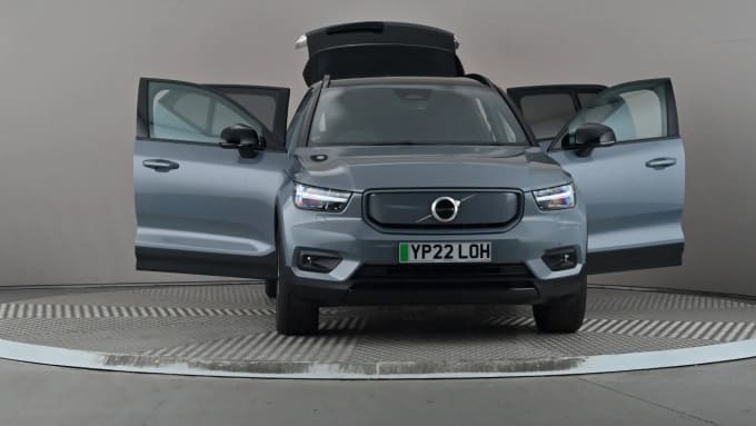 2022 Volvo Xc40
