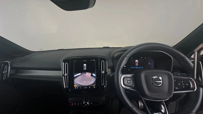 2022 Volvo Xc40