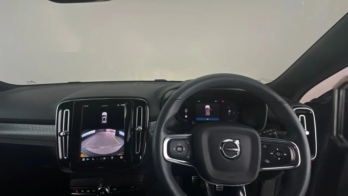 2022 Volvo Xc40
