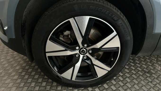 2022 Volvo Xc40