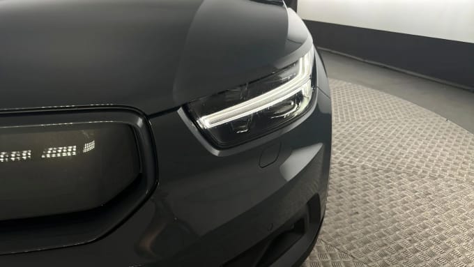 2022 Volvo Xc40