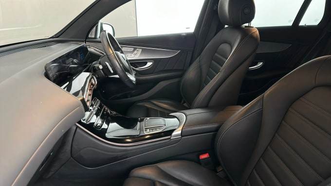2021 Mercedes-benz Eqc