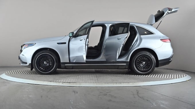 2022 Mercedes-benz Eqc