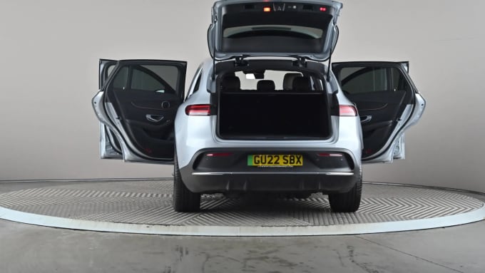 2022 Mercedes-benz Eqc