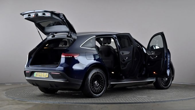 2022 Mercedes-benz Eqc