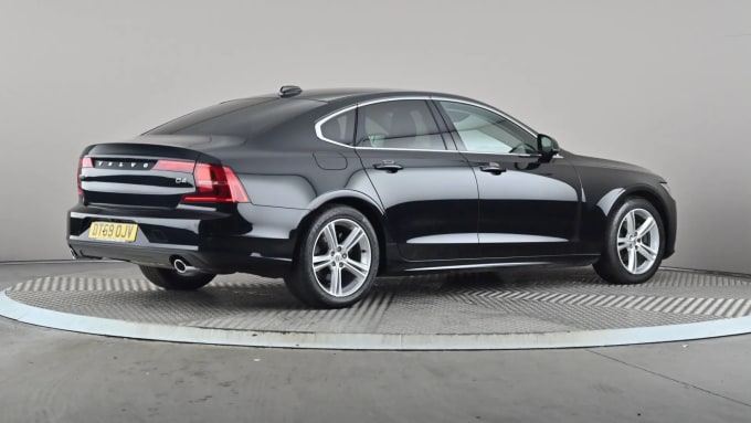 2020 Volvo S90