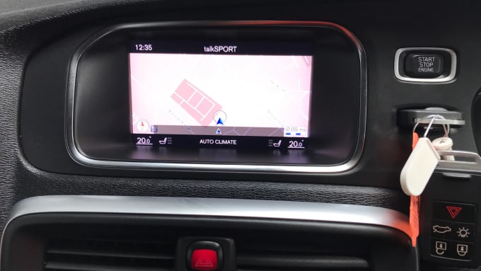 2018 Volvo V40