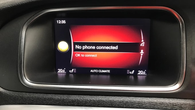 2018 Volvo V40
