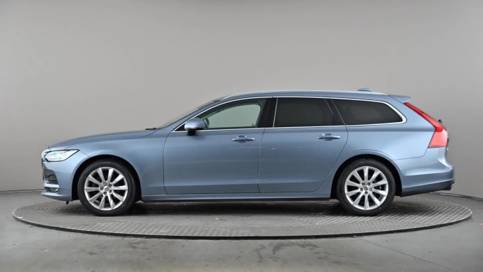 2020 Volvo V90