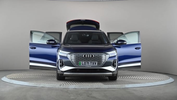 2022 Audi Q4